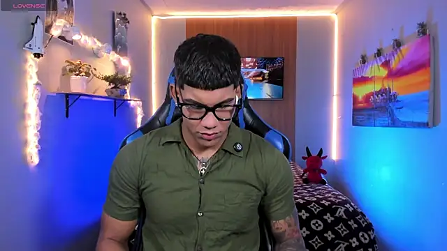 Damian latinxxx online show from 07.30.26