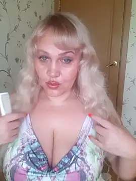 IsabellaBoni online show from 06.13.26