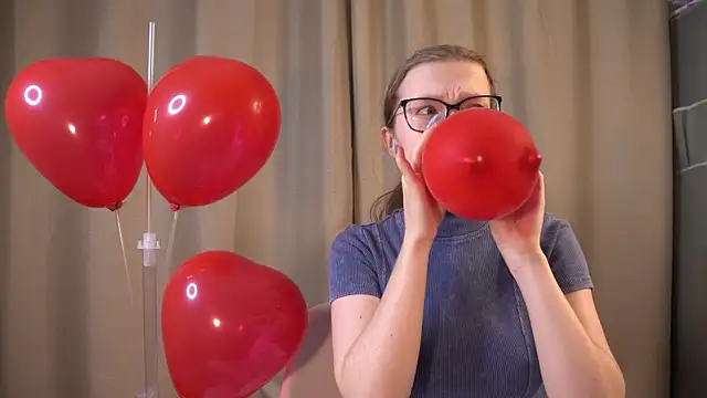 brendacom online show from 02.14.25