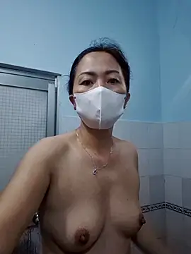 Baby-sexytits18 online show from 11.05.25