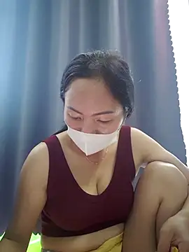 Baby-sexytits18 online show from 11.14.25