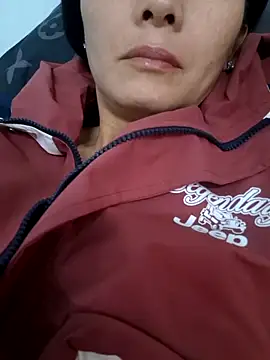 Baby-sexytits18 online show from 11.27.25