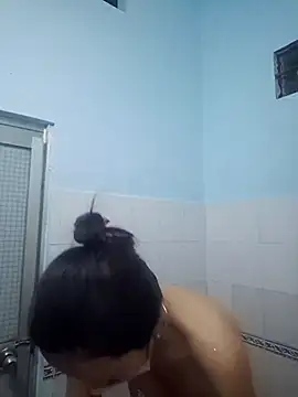 Baby-sexytits18 online show from 11.28.25