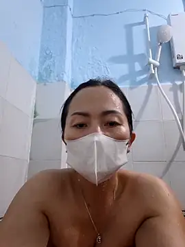 Baby-sexytits18 online show from 12.16.25