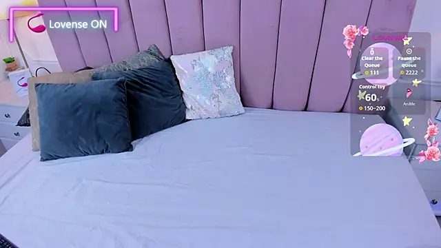 Snapshot of Santy_carrington chatting on 03.11.26 Santy carrington online show from 03.11.26