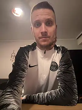 Snapshot of BWC69_69_69 chatting on 12.28.24 BWC69 69 69 online show from 12.28.24