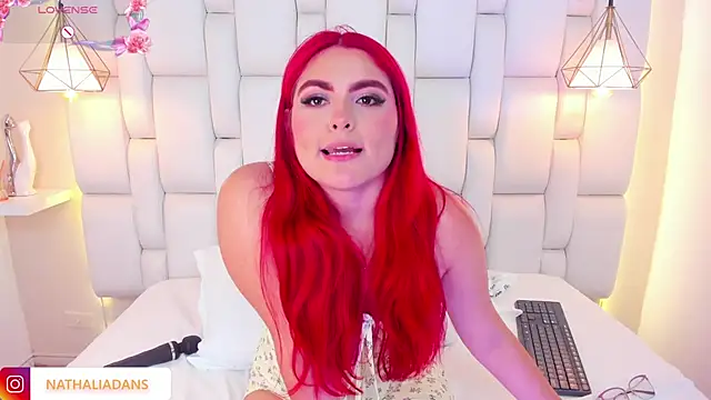 Snapshot of NathaliAdans chatting on 03.04.25 NathaliAdans online show from 03.04.25