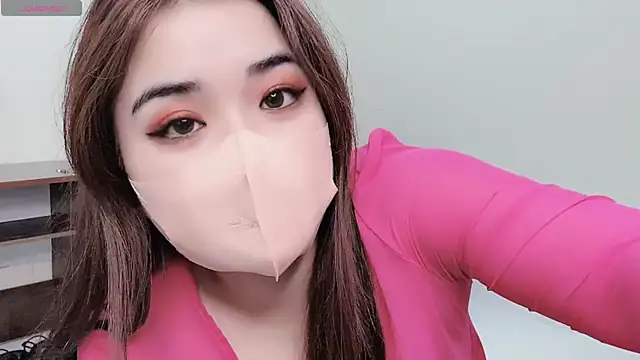 LyLy Office online show from 12.17.24