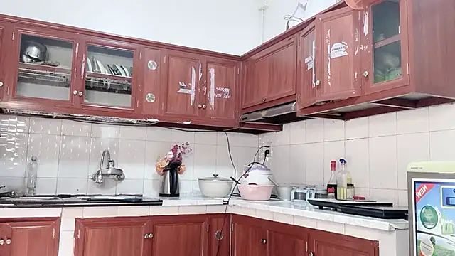 LyLy Office online show from 03.15.26