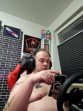 PupW0lfy online show from 01.05.25