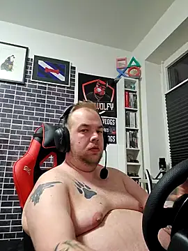 PupW0lfy online show from 01.06.25