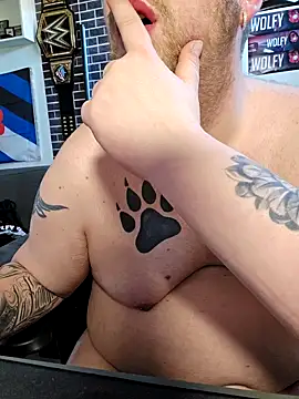 PupW0lfy online show from 02.18.25