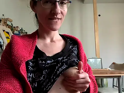 Milky hairy mommy online show from 02.16.25