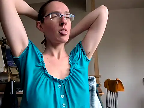 Milky hairy mommy online show from 03.11.25