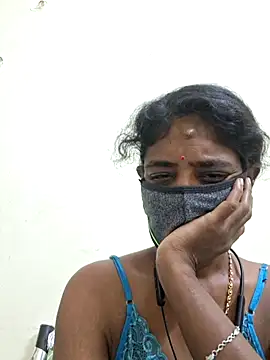 Snapshot of Tamil--Rani chatting on 01.07.26 Tamil--Rani online show from 01.07.26