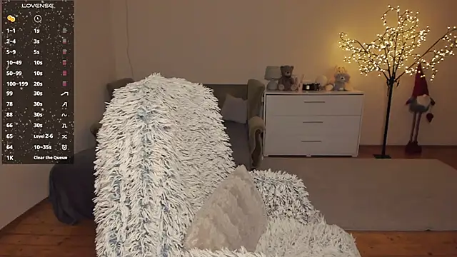 milamurrr online show from 02.26.25