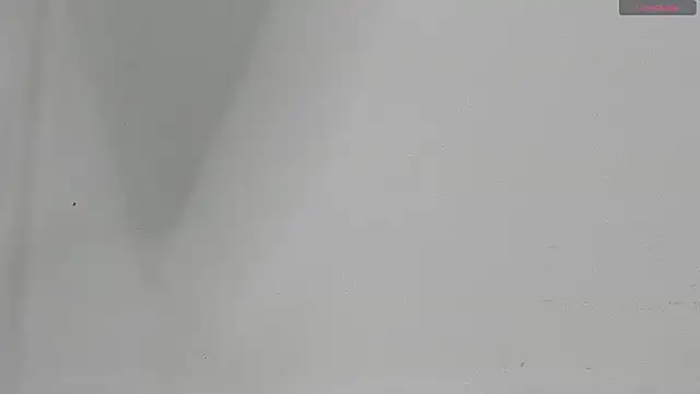 Littleolivia  online show from 02.15.25