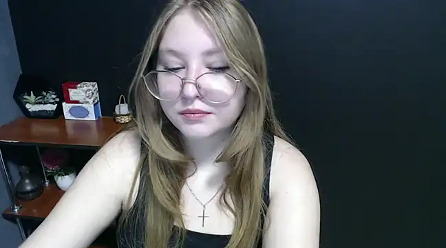 Snapshot of lady_minx chatting on 01.21.25 lady minx online show from 01.21.25
