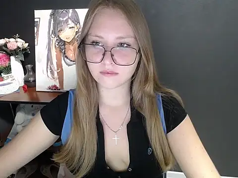 Snapshot of lady_minx chatting on 09.10.25 lady minx online show from 09.10.25