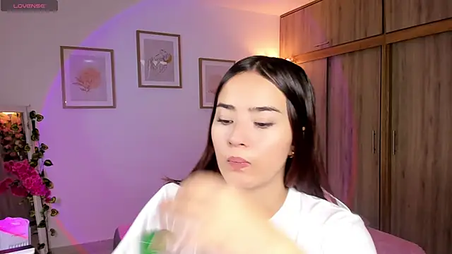 Veronica isaza   online show from 09.25.25