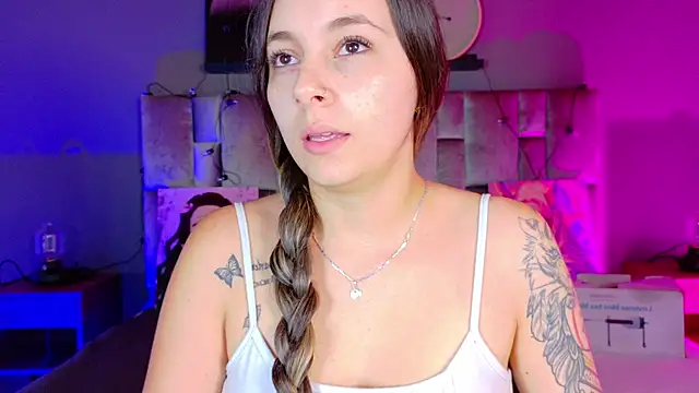 AmbarHills 1 online show from 10.29.25