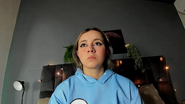 AmbarHills 1 online show from 02.11.26