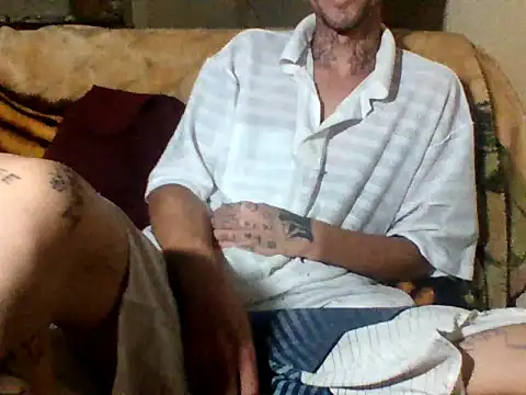 Snapshot of sellvageria chatting on 09.17.25 sellvageria online show from 09.17.25