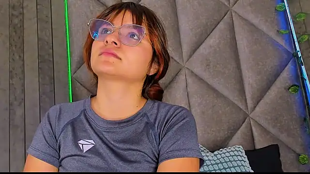 AbbyWathson online show from 11.22.25