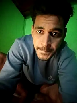 Snapshot of Kamrul1111a chatting on 01.05.25 Kamrul1111a online show from 01.05.25