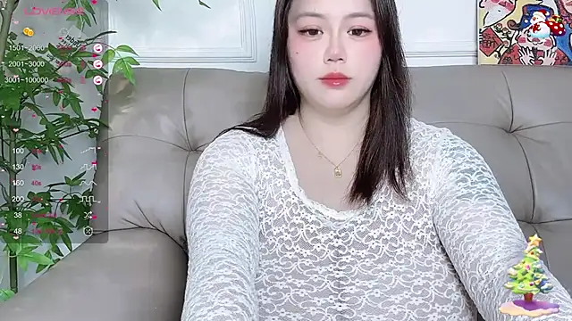 Snapshot of 520-vivo chatting on 02.19.25 520-vivo online show from 02.19.25