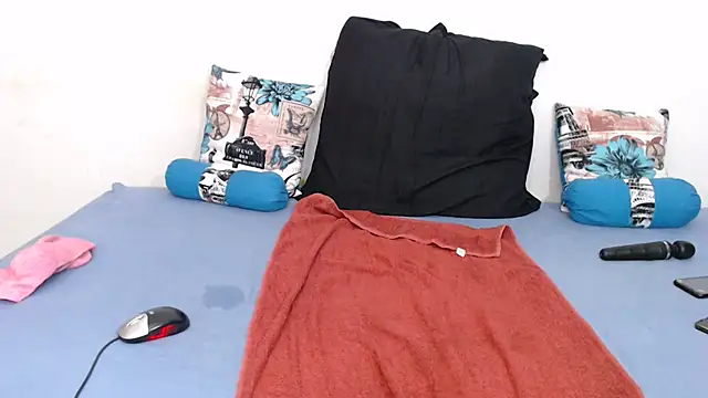 ThickAss90 online show from 02.16.25