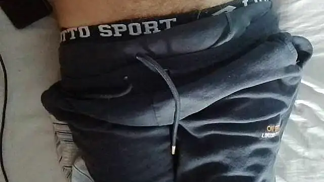 Snapshot of Bisex_Italian chatting on 09.27.25 Bisex Italian online show from 09.27.25