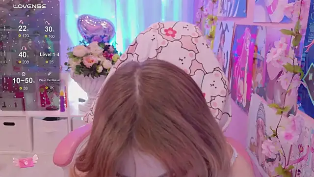 Snapshot of Coconut_Mia chatting on 02.13.26 Coconut Mia online show from 02.13.26