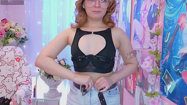 Coconut Mia online show from 05.22.26