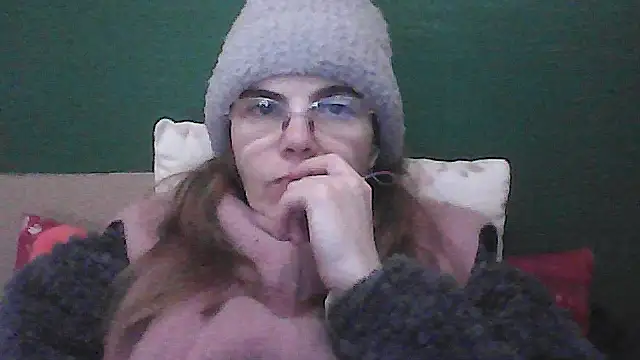 Snapshot of Musical__fantasy chatting on 12.17.25 Musical fantasy online show from 12.17.25