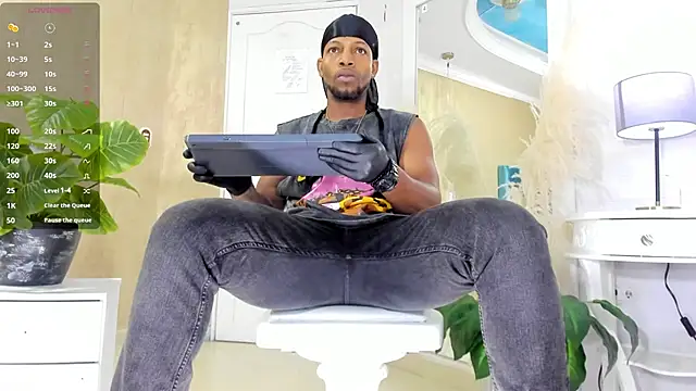 RicoBrown777  online show from 05.09.26