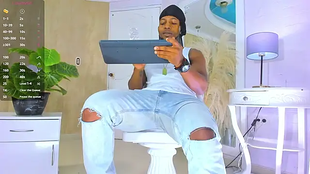 Snapshot of RicoBrown777_ chatting on 06.09.26 RicoBrown777 online show from 06.09.26