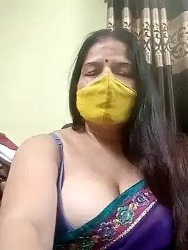 Snapshot of IndianAngle chatting on 10.28.25 IndianAngle online show from 10.28.25