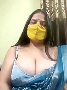 Snapshot of IndianAngle chatting on 10.30.25 IndianAngle online show from 10.30.25