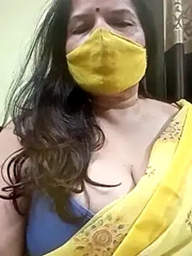 Snapshot of IndianAngle chatting on 11.05.25 IndianAngle online show from 11.05.25