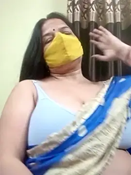 Snapshot of IndianAngle chatting on 11.07.25 IndianAngle online show from 11.07.25