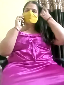 Snapshot of IndianAngle chatting on 11.16.25 IndianAngle online show from 11.16.25