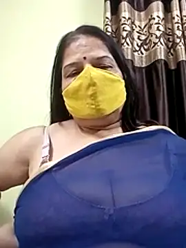 Snapshot of IndianAngle chatting on 11.22.25 IndianAngle online show from 11.22.25