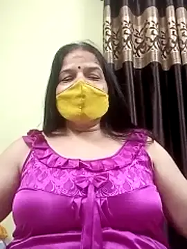 Snapshot of IndianAngle chatting on 11.28.25 IndianAngle online show from 11.28.25