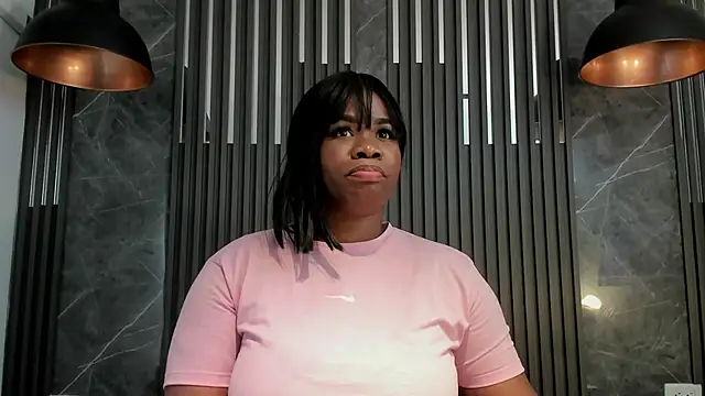 SaraiEvans online show from 11.07.25