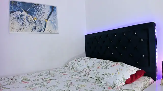 Snapshot of MissMaria chatting on 01.30.25 MissMaria online show from 01.30.25