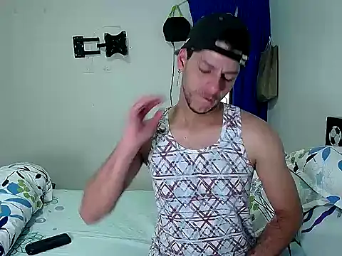 Snapshot of dirty_boy_horny chatting on 11.17.25 dirty boy horny online show from 11.17.25