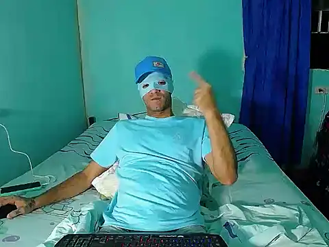 Snapshot of dirty_boy_horny chatting on 01.18.26 dirty boy horny online show from 01.18.26