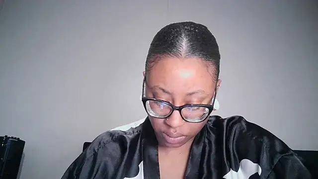 Nyxie Chaos online show from 12.02.25