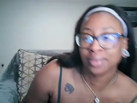 Nyxie Chaos online show from 06.17.26